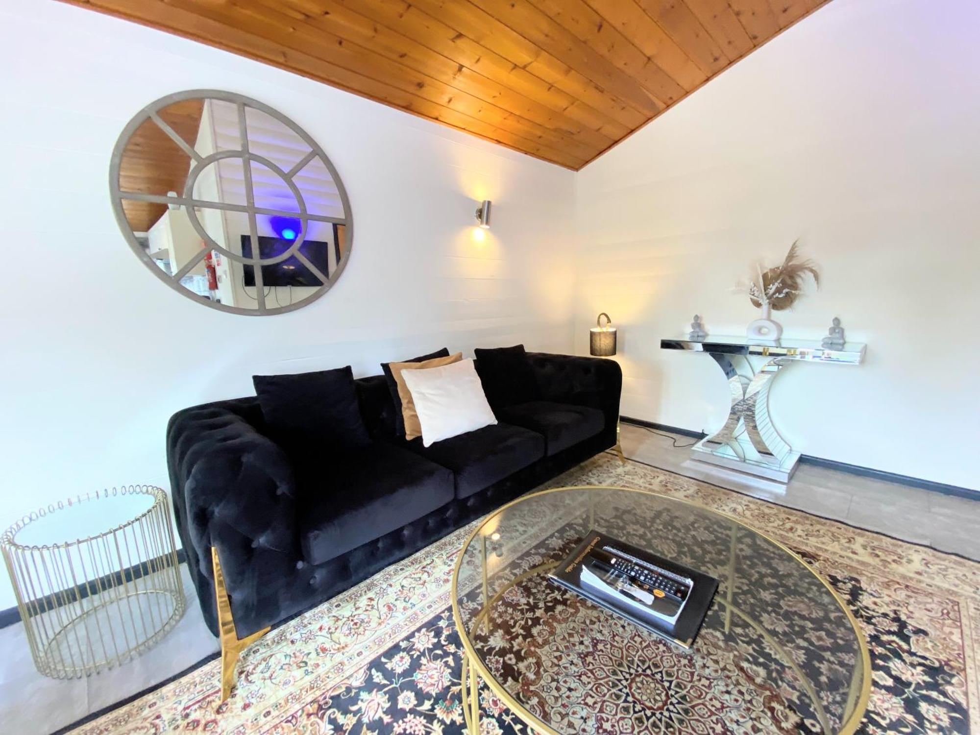 Magpie 2 Hot Tub Huntersmoon-Warminster-Longleat-Wiltshire 빌라 외부 사진